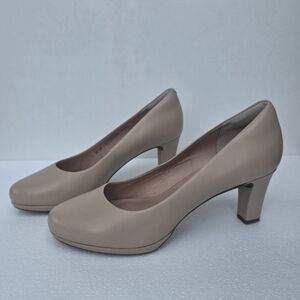 Rockport 8.5 Leah Total Motion Pumps Heels NEW